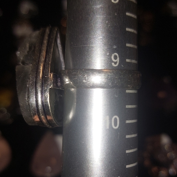 Rough Labradorite Teardrop Ring Size 9.25 - Picture 7 of 7